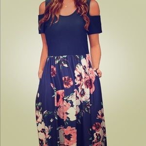 🌺STYLEWORD  Maxi Dress🌺